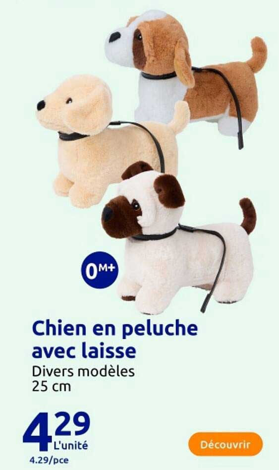 Chien en peluche avec laisse