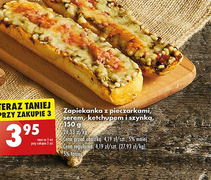 Zapiekanka z pieczarkami, serem, ketchupem i szynką