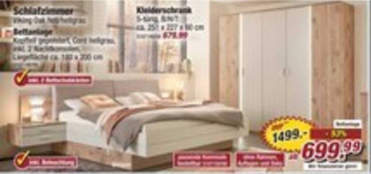 Schlafzimmer                                                                                                                                                                                                                   Kleiderschrank