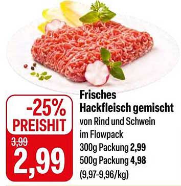 Frisches Hackfleisch gemischt von Rind und Schwein im Flowpack