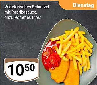 Vegetarisches Schnitzel mit Paprikasauce, dazu Pommes frites