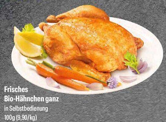 Frisches Bio-Hähnchen ganz