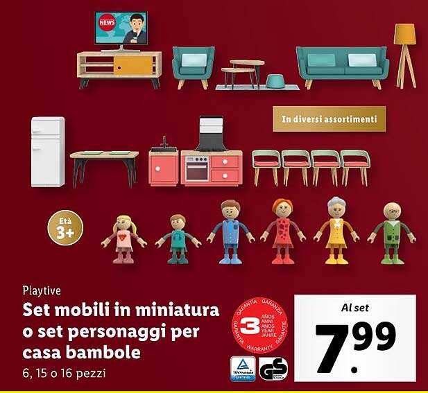 Set mobili in miniatura o set personaggi per casa bambole