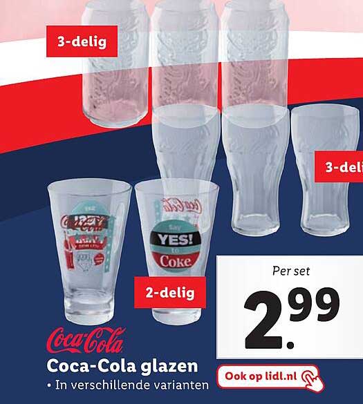 Coca-cola Met Ijs in Een Transparant Glas Stock Afbeelding - Image of